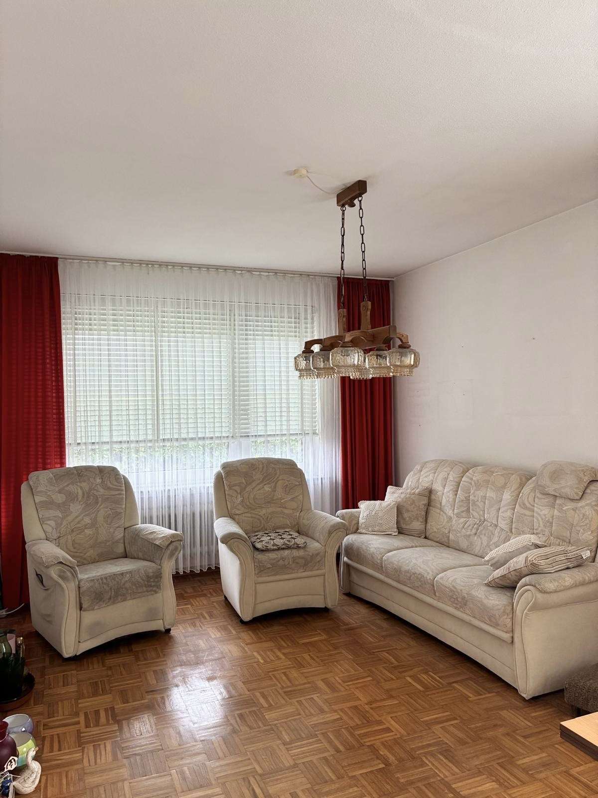 Immobilie in Varel - Einfamilienhaus mit Einliegerwohnung in Varel Obenstrohe  - Bild 4