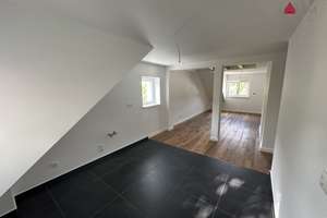 Zweitbezug nach Kernsanierung - charmante 3-Zimmer-Wohnung in Frankfurt/ Bornheim (DG) – Dahlmannstraße 58, 60385 Ostend, Frankfurt am Main – Vorschaubild 2