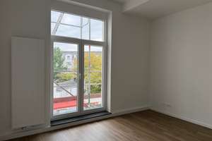 Mülheim: top sanierte 5 Zimmer Altbauwohnung mit hohen Decken - optimal WG geeignet!!! – Berliner Str. 27, 51063 Mülheim (Ortsteil), Köln – Vorschaubild 8