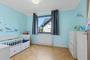 Stilvoll & gemütlich: 4-Zimmer-Maisonette, mit Tiefgaragenstellplatz. Im Herzen von Rahlstedt – Die vollständige Adresse der Immobilie erhältst du vom Anbieter., 22143 Rahlstedt, Hamburg – Vorschaubild 16