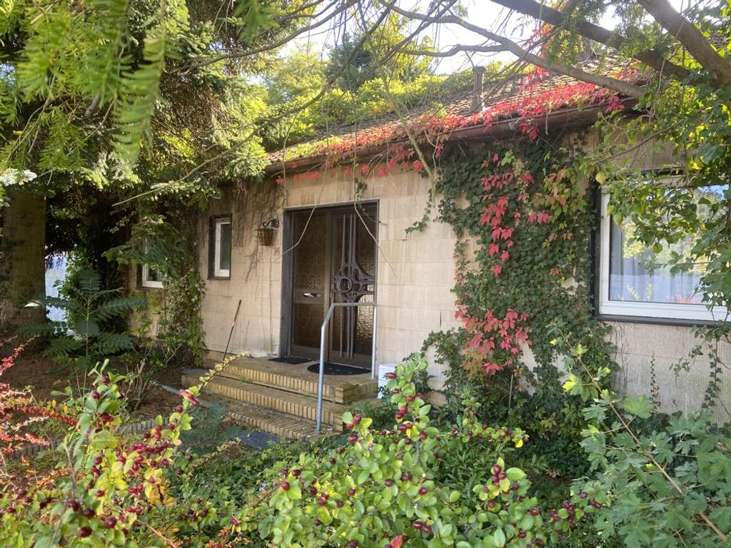 Immobilie in Wolfsburg - Ruhige Lage  WOB - Tiergartenbreite - Fertighaus - Sanierungsobjekt - Bild 0