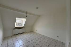 Renovierte 3-Zimmer Dachgeschosswohnung in Gelsenkirchen – Gewerkenstr 13, 45881 Schalke, Gelsenkirchen – Vorschaubild 6
