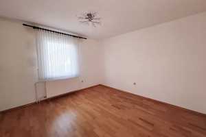 Charmantes Reihenmittelhaus in beliebter Lage mit Balkon, Garten und Garage – Nürnberg – Vorschaubild 13