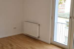 Schöne helle Wohnung in Düsseldorf-Holthausen, 2 Zimmer, Echtholzparkett, Stellplatz möglich – Meyerhofstr. 1, 40589 Holthausen, Düsseldorf – Vorschaubild 16