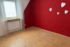 Charmantes Bruchsteinhaus mit Nebengebäude und Scheune - Wohnen in Kattenes – Die vollständige Adresse der Immobilie erhältst du vom Anbieter., 56332 Löf – Vorschaubild 8