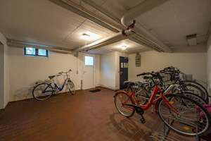 Ansprechende Dachgeschosswohnung
in ruhiger Wohnlage – Die vollständige Adresse der Immobilie erhältst du vom Anbieter., 26133 Kreyenbrück, Oldenburg (Oldenburg) – Vorschaubild 17