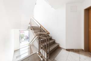 Helles Wohnen mit Weitblick – 2-Zimmer-Wohnung mit Loggia, Stellplatz und Aufzug – Die vollständige Adresse der Immobilie erhältst du vom Anbieter., 12107 Mariendorf, Berlin – Vorschaubild 11