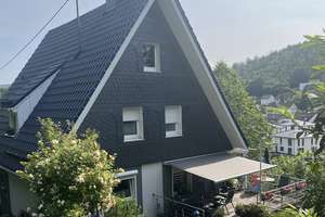 Netphen, ansprechendes Einfamilienhaus mit Einliegerwohnung