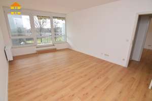 *frisch renoviert* riesiger Balkon, Fahrstuhl, schickes Bad und Tiefgarage – Fürstenstraße 141, 9130 Yorckgebiet, Chemnitz – Vorschaubild 12