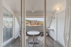 Stilvoll wohnen mit Weitblick – Möblierte 2,5-Zimmer-DG-WHG mit Loggia in traumhaftem Haus! ✨💛 – Die vollständige Adresse der Immobilie erhältst du vom Anbieter., 70180 Heusteigviertel, Stuttgart – Vorschaubild 10