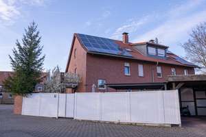 Lage Lage Lage ein Haus mit vielen Möglichkeiten Einfamilien- Zweifamilien- Mehrfamilienhaus...
