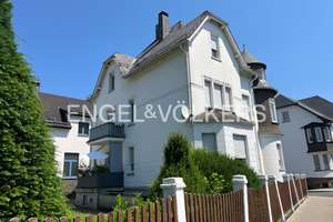 Stilvolles Dreifamilienhaus in zentraler Lage – Die vollständige Adresse der Immobilie erhältst du vom Anbieter., 57076 Weidenau, Siegen – Vorschaubild 2