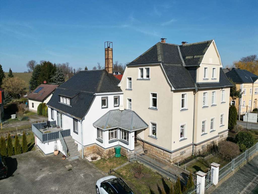 Immobilie in Großröhrsdorf - Top saniertes Einfamilienhaus mit zusätzlichem 3-Familienhaus - Bild 0