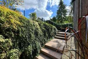 Schönes, Exclusiv ausgestattetes Luxus Haus mit Pool,Aussenküche, W.garten, ELW, Garage, ruhige Lage – Göppingen (Kreis) – Vorschaubild 25