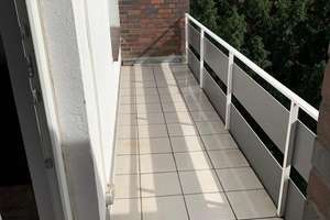 helle und toll geschnittene 2 Zi.-Wohlfühlwohnung mit Balkon und EBK in Neuss – Marienstraße 132, 41462 Furth Süd, Neuss – Vorschaubild 14
