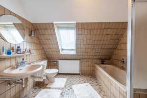 Achtung Preisreduktion! Festpreis 249.000,00€
Gepflegtes Einfamilienhaus mit Garten und Garage – Bremen – Vorschaubild 10
