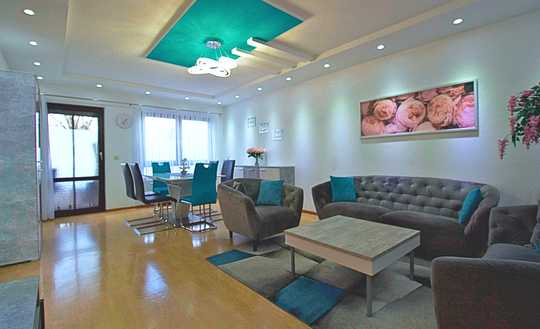Charmante 3-Zimmer-Wohnung mit Terrasse und 2 Stellplätzen in Hockenheim! (Erbpacht)