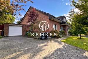 Modernisiertes Einfamilienhaus mit Pool, Kamin & großem Südost-Garten in Bedburg-Hau – 47551 Bedburg-Hau – Vorschaubild 26