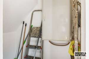 Hohe Decken, viel Licht: so wohnt es sich im Fürther AltbauErdgeschosswohnung, ab sofort bezugsfrei – Die vollständige Adresse der Immobilie erhältst du vom Anbieter., 90762 Altstadt, Innenstadt, Fürth – Vorschaubild 11
