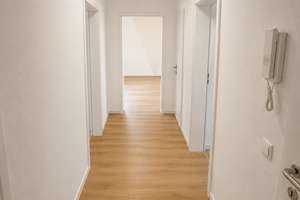 Lebendiges Kirchrode: 2-Zimmer-Wohnung mit Balkon in Hannover – Tiergartenstraße 99, 30559 Kirchrode, Hannover – Vorschaubild 2
