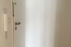 Schöne 2 Raumwohnung mit Balkon, Lift und Tiefgarage – Die vollständige Adresse der Immobilie erhältst du vom Anbieter., 39108 Stadtfeld Ost, Magdeburg – Vorschaubild 2