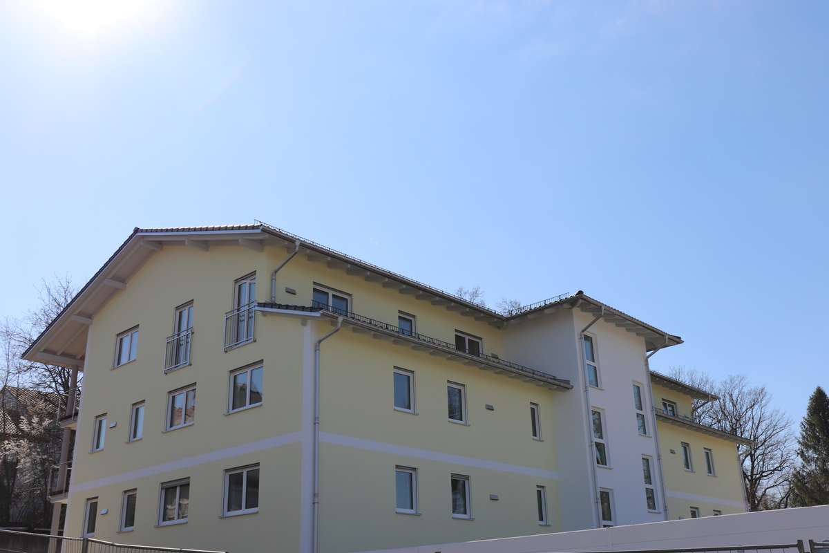 Großzügige Wohnung mit 4 Zimmern, riesiger Terrasse inkl. eigenem ...