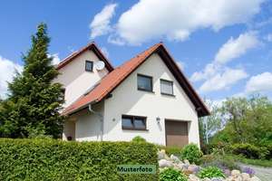 Ihr neues Zuhause - Doppelhaushälfte nebst Terrasse und Garage
