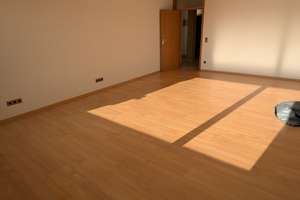 Helle 3-Zimmer-Wohnung mit großem Südbalkon auf der Rohrer Höhe – Die vollständige Adresse der Immobilie erhältst du vom Anbieter., 70565 Rohr, Stuttgart – Vorschaubild 3