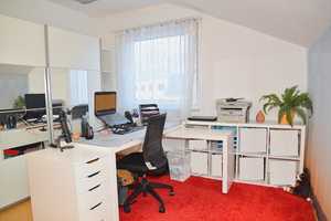 Junges modernes Haus in ruhiger Lage, große Garage, Carport, Garten, Bhf. Strecke  Stuttgart21 - Ulm – Alb-Donau-Kreis – Vorschaubild 12