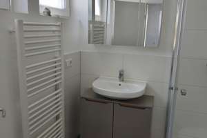 Kelsterbach-1 Zi App. mit Dusche und Kochgelegenheit - NUR an PENDLER- Keine Hauptwohnung- – Die vollständige Adresse der Immobilie erhältst du vom Anbieter., 65451 Kelsterbach – Vorschaubild 4