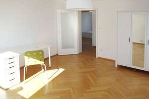 Flexible 4 Zimmer Wohnung in Bogenhausen, leerstehend und sofort verfügbar – Die vollständige Adresse der Immobilie erhältst du vom Anbieter., 81925 Oberföhring, München – Vorschaubild 3