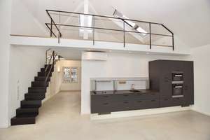 Maisonettewohnung mit großem Balkon und Garage