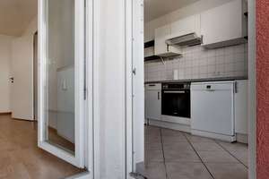 SOFORT BEZUGSFREIE helle 2-Zimmer-Wohnung mit Balkon - ideal zur Eigennutzung oder zur Kapitalanlage – Die vollständige Adresse der Immobilie erhältst du vom Anbieter., 79108 Zähringen, Freiburg im Breisgau – Vorschaubild 12