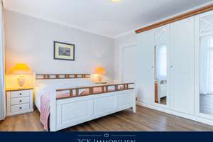 sanierte Bäderstil-Villa im Ostseebad Göhren: 4 bezugsfertige Ferienwohnungen in Strandnähe! – Nordperdstraße 8, 18586 Göhren – Vorschaubild 3