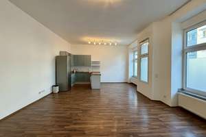 Helle 3-Zimmer Erdgeschosswohnung mit großzügiger Terrasse in Düsseldorf-Rath – Oberrather Straße 38, 40472 Rath, Düsseldorf – Vorschaubild 2
