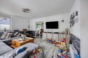 Toplage Eiserfeld * 2 Wohneinheiten * riesige Spielwiese * ideal für mehrere Generationen – Die vollständige Adresse der Immobilie erhältst du vom Anbieter., 57080 Eiserfeld, Siegen – Vorschaubild 9