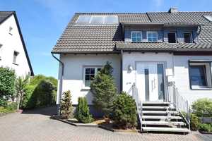 Schöne, gepflegte Doppelhaushälfte mit idyllischem Garten, Keller + Carport. – Wolfsburg – Vorschaubild 2