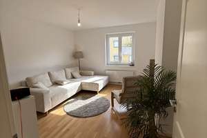 Lichtdurchflutete, modern renovierte 2-Zimmer-Wohnung in der List
