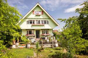 HYGGEHAUS am Rhein in Warmbach – Besonderes Wohlfühlhaus mit Doppelgarage und ganz viel Seele – Die vollständige Adresse der Immobilie erhältst du vom Anbieter., 79618 Rheinfelden (Baden) – Vorschaubild 1