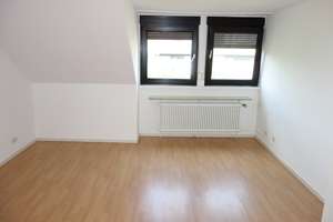 FREISTEHEND EXKLUSIV 1-2 FAM.-HS., 3 GARAGEN, 7 ZI./237 QM WFL., MARMOR, KAMIN, SAUNA IN KNITTKUHL – Am Wagenrast 35, 40629 Knittkuhl, Düsseldorf – Vorschaubild 16