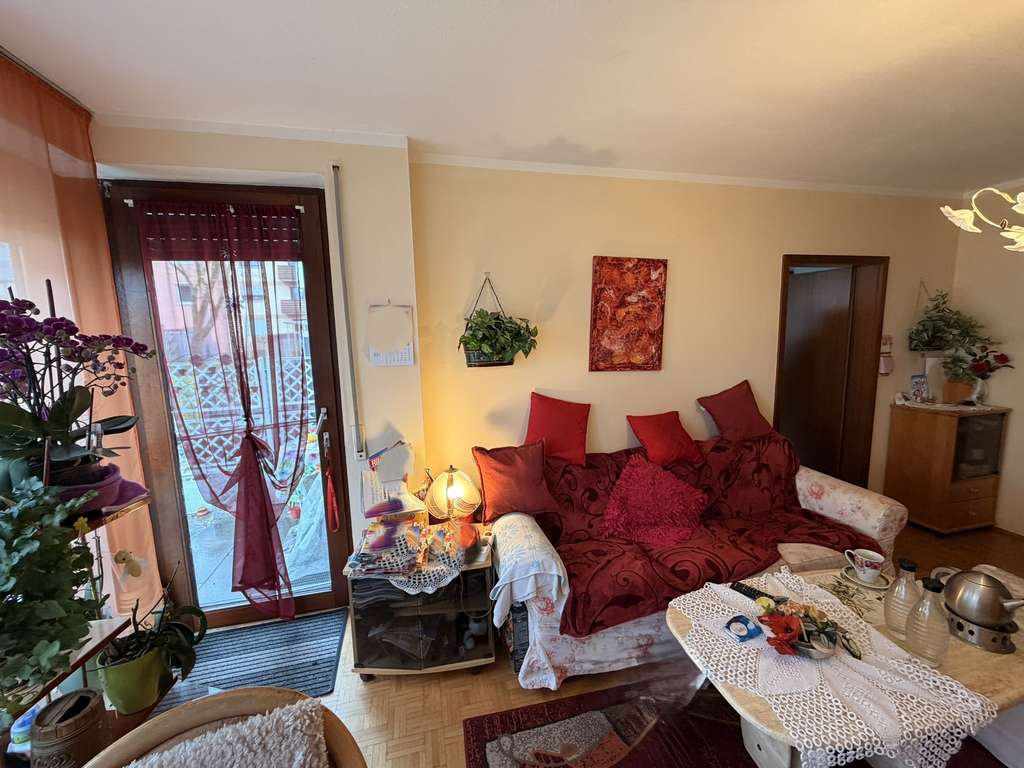 Immobilie in Neuendettelsau - Charmante 2-Zimmer-Wohnung mit Tiefgaragenstellplatz - Bild 3