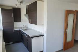 Helle 3,5-Zimmer-Dachgeschosswohnung mit Einbauküche in Essen – Adelkampstraße 20, 45147 Frohnhausen, Essen – Vorschaubild 4