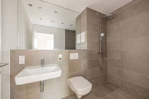 *** modernes Appartement 2,5 Zimmer* gehobene Ausstattung * EBK * Bad mit Dusche*** – Straße der Nationen 82, 9111 Zentrum, Chemnitz – Vorschaubild 8