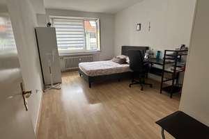 NACHMIETER GESUCHT! Gemütliche 2-Zimmer-Wohnung mit Balkon  – Karl-Anton-Straße 1, 40211 Stadtmitte, Düsseldorf – Vorschaubild 2