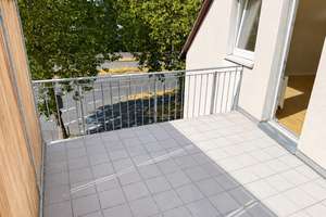 Charmante 2-Zimmer-Wohnung mit Balkon und ca. 40 m² Werkraum in Rüngsdorf! Leerstand! – Konstantinstraße 155, 53179 Rüngsdorf, Bonn – Vorschaubild 15