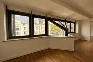 *Stilvolle 4 Zimmerwohnung mit Einbauküche und En Suite Badezimmer – Bahnhofstraße 20, 65185 Mitte, Wiesbaden – Vorschaubild 3
