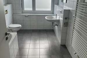 Licht, Raum und Komfort  - 4-Zimmerwohnung mit zwei Loggien am Riedberg – Die vollständige Adresse der Immobilie erhältst du vom Anbieter., 60438 Kalbach-Riedberg, Frankfurt am Main – Vorschaubild 9