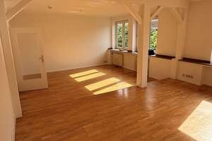 Lichtdurchflutete 4-Zimmer-Wohnung mit großer Dachterrasse in begehrter Lage direkt am D-Marktplatz! – 40213 Altstadt, Düsseldorf – Vorschaubild 2