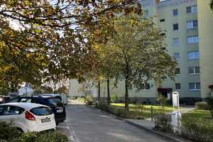***Sonnige Wohnung mit verglastem Balkon im schönen Johannisthal sucht netten Eigentümer*** – Springbornstr. 5, 12487 Berlin – Vorschaubild 16