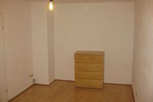 Modernisierte 2-Raum-Wohnung mit Balkon und EBK in München-Ludwigsvorstadt-Isarvorstadt – Die vollständige Adresse der Immobilie erhältst du vom Anbieter., 80469 Dreimühlen, München – Vorschaubild 4